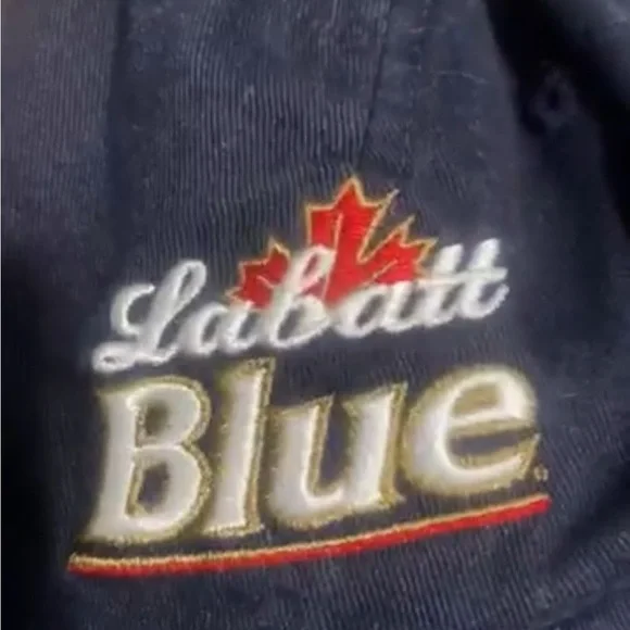 5X Snoopy peanuts + the gang t-shirt+Snoopy keychain+ Labatt’s blue cap 🧢 - Picture 14 of 14